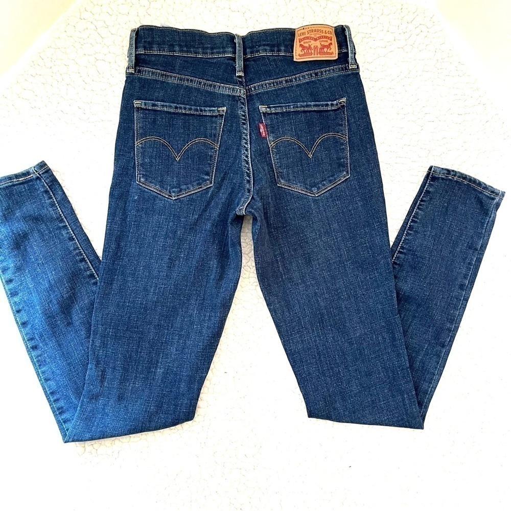 Levi's Women's Skinny Jeans - Dark Blue